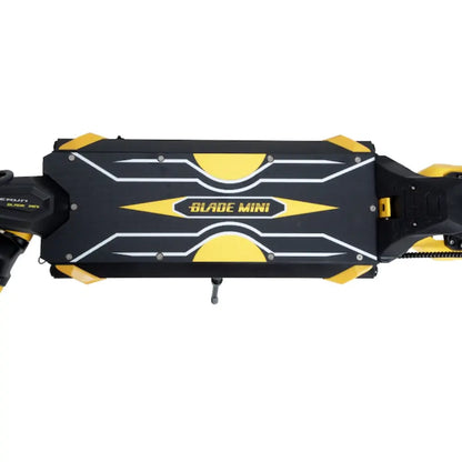 teverun-blade-mini-elektricheska-trotinetka-spirachka-platforma-zdrava-povarhnost-otgore_webp